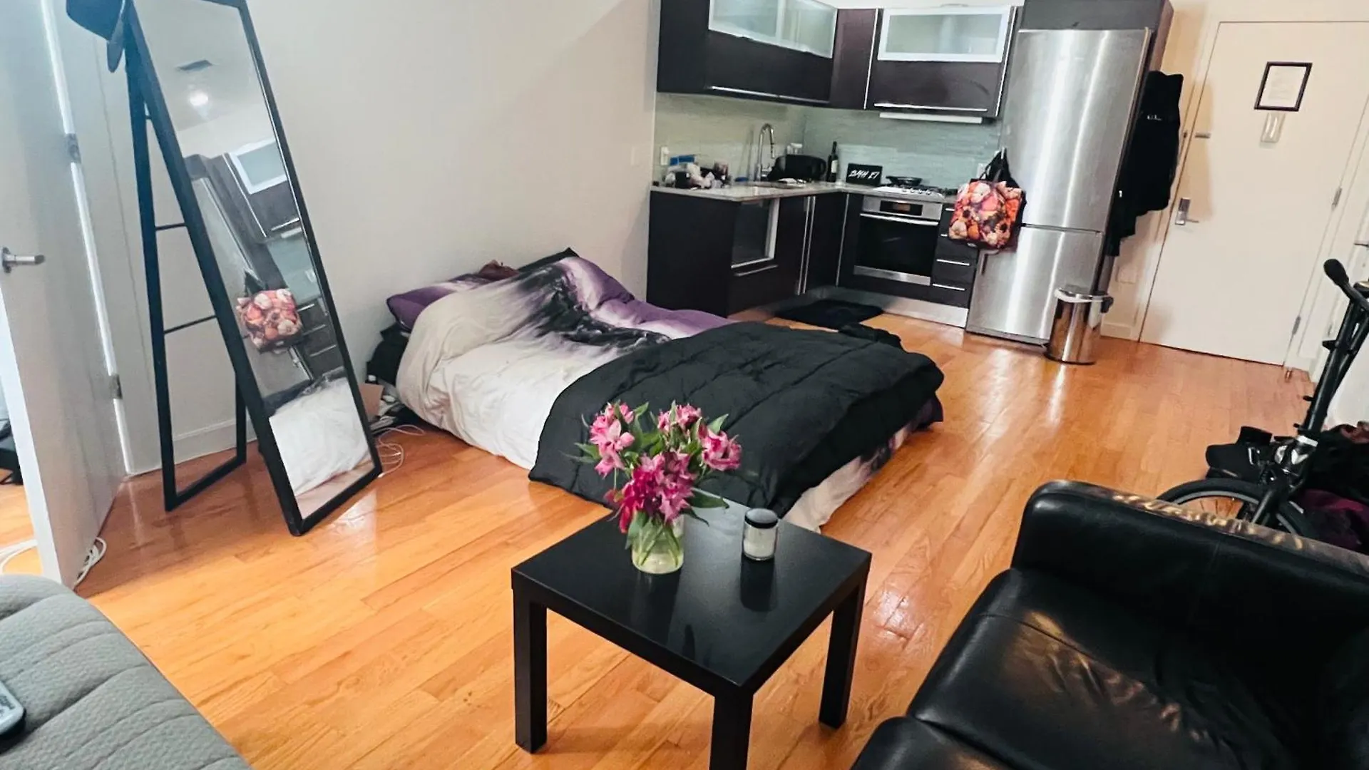 Williamburg Beautiful Ground Floor Apartment New York